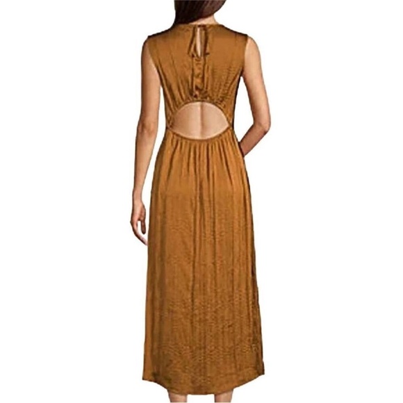 Worthington Dresses & Skirts - Worthington Gold Silky Crinkle Sleeveless Back Cutout A-Line Midi Dress small